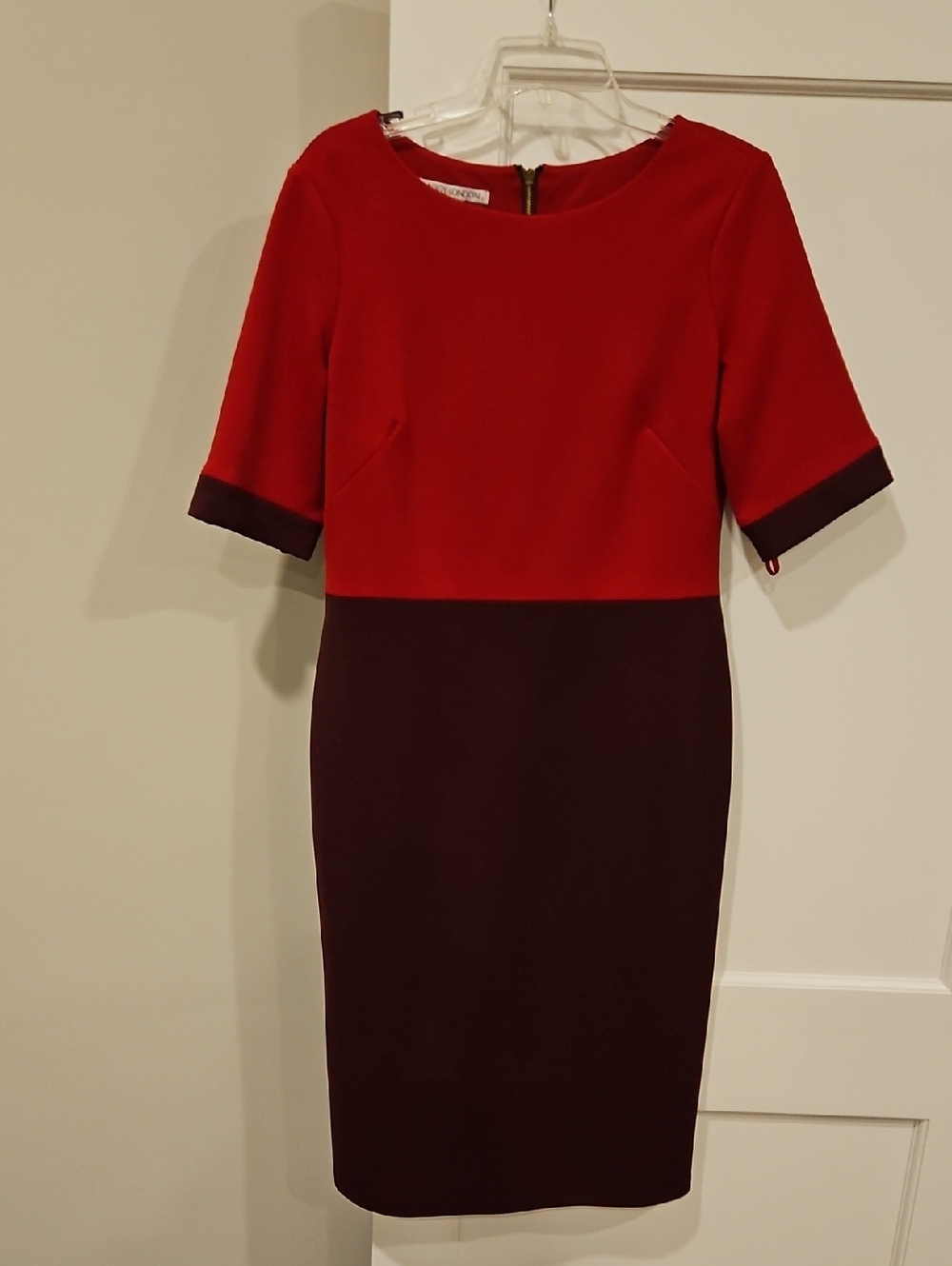 Maggy London Red and Plum Two-Tone Midi Sheath Dress Size: 14 EUC